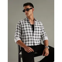 Guns & Sons Men Modern Slim Fit Buffalo Checks Checked Casual Shirt-picture-10