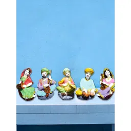 GW CREATIONS Red & Green 5 Pieces Figurine Showpiece-picture-29