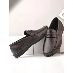 GWALK Men Solid Slip On Loafers-picture-14