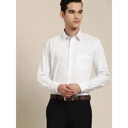 Hancock Men White Solid Slim Fit Pure Cotton Formal Shirt image 2