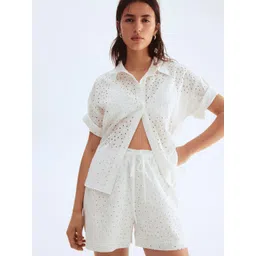 H&M Broderie Anglaise Shorts-picture-30
