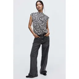 H&M Cap-Sleeved Blouse-picture-15