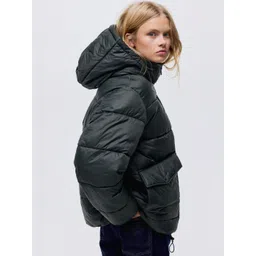 H&M Oversized Puffer Jacket-picture-31