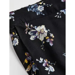 H&M Women Black Wide Trousers image 4