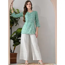 HARIKS Women Printed V-Neck Top With Palazzos Co-Ords-picture-38