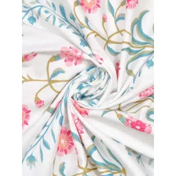 Haus & Kinder Pink Blossoms Pink Cotton 186 TC Double Bedsheet image 4