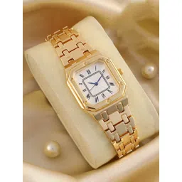 HAUTE SAUCE by Campus Sutra Women Embellished Dial & Stainless Steel Bracelet Style Straps Analogue Watch-picture-34