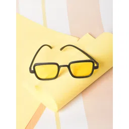 HAUTE SAUCE by Campus Sutra Women Yellow Lens & Black Wayfarer Sunglasses with Polarised Lens-picture-24