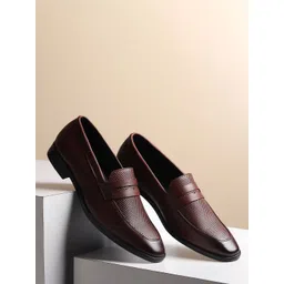 Hayes London Men Textured Leather Formal Loafers-picture-20