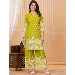 HEARTLOOM Women Floral Printed Regular Kurta with Palazzos-picture-35