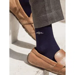 Heelium Men Pack Of 5 Odour-Free Breathable Bamboo Crew Length Socks image 3