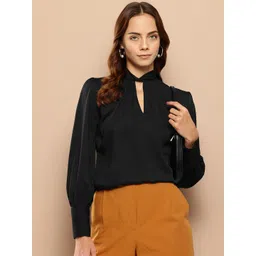 her by invictus Keyhole Neck Twisted Regular Top-picture-14