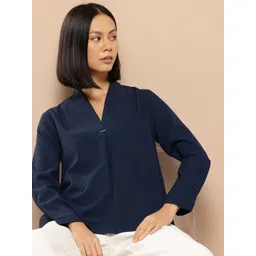 her by invictus Solid Pleated Top-picture-27