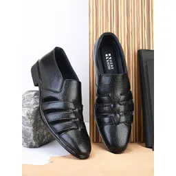 HERE&NOW Black Textured Fisherman Sandals-picture-20