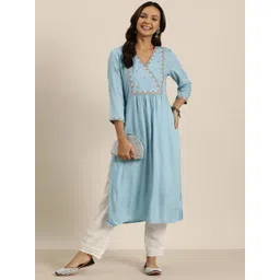 HERE&NOW Floral Embroidered Mirror Work Kurta-picture-23