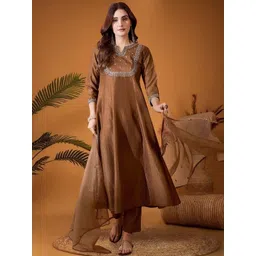 HERE&NOW Floral Embroidered Thread Work Anarkali Kurta With Trousers & Dupatta-picture-26