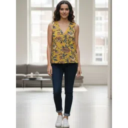 HERE&NOW Floral Print Cotton Top-picture-29