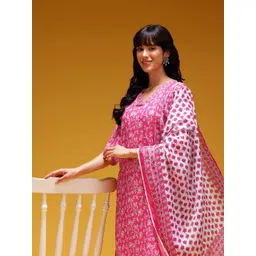 HERE&NOW Floral Print V-Neck Kurta with Salwar & Dupatta-picture-24