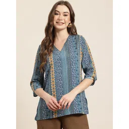 HERE&NOW Floral Printed V-Neck A-Line Kurti-picture-36