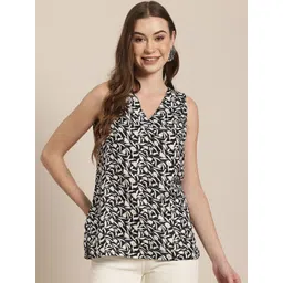 HERE&NOW Floral Printed V-Neck Kurti-picture-19