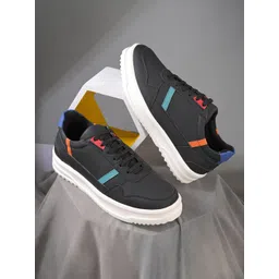 HERE&NOW Men Colourblocked Sneakers-picture-26