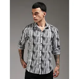 HERE&NOW Men Slim Fit Striped Casual Shirt-picture-38