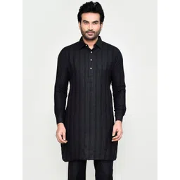 HERE&NOW Men Striped Jacquard Kurta-picture-29