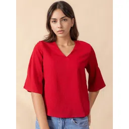 HERE&NOW Slit Sleeve Crepe Top-picture-27