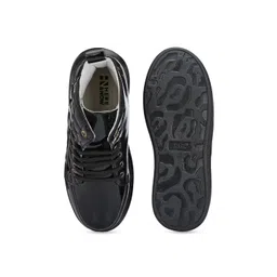 HERE&NOW Women Black Textured Flat Boots image 2