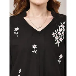 HERE&NOW Women Embroidered Tunic And Trousers Co-Ord Set-image-34