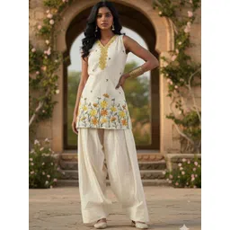 HERE&NOW Women Floral Embroidered Regular Thread Work Pure Cotton Kurta with Dhoti Pants-picture-28