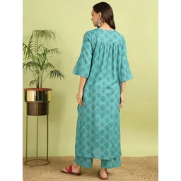 HERE&NOW Women Floral Printed Regular Kurta with Palazzos image 4