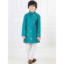 Here&Now X Kinder Kids Boys Embroidered Regular Pure Cotton Kurta with Pyjamas-picture-25