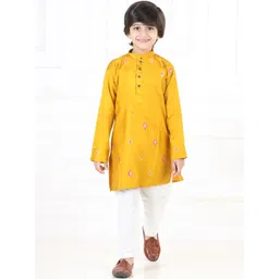 Here&Now X Kinder Kids Boys Floral Embroidered Regular Thread Work Pure Cotton Kurta with Pyjamas-picture-31