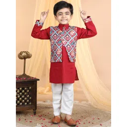 Here&Now X Kinder Kids Boys Regular Pure Cotton Kurti with Trousers-picture-32