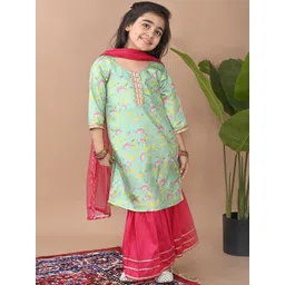 Here&Now X Kinder Kids Girls Floral Printed Regular Gotta Patti Kurti with Palazzos & With Dupatta-picture-19