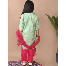 Here&Now X Kinder Kids Girls Floral Printed Regular Kurti with Palazzos & With Dupatta image 3