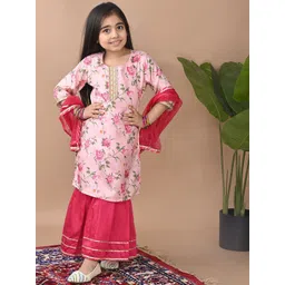 Here&Now X Kinder Kids Girls Floral Printed Regular Sequinned Kurta with Palazzos & With Dupatta-picture-20