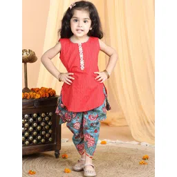 here&now x kinder kids Kinder Kids Girls Striped Pure Cotton Sleeveless Gotta Patti Kurti With Dhoti Pants-picture-19