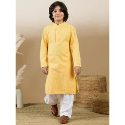 Here&Now X Sanwara Boys Embroidered Regular Chikankari Kurta with Patiala-picture-25