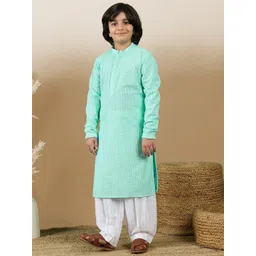 Here&Now X Sanwara Boys Embroidered Regular Chikankari Kurta with Patiala-picture-32