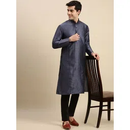 here&now x sanwara Sanwara Men Grey Solid Kurta with Pyjamas-picture-16