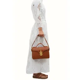 Hidesign SAHARA Tan Solid Medium Sling Handbag-picture-22
