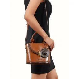 Hidesign Tan CHURRO 01 Textured Small Leather Cross Body Bag-picture-12