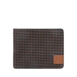 hidesign Textured Leather Bi-Fold Wallet image 2