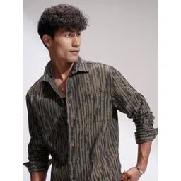 HIGHLANDER Abstract Printed Cutaway Collar Dobby Cotton Casual Shirt image 5