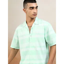 HIGHLANDER Men Boxy Opaque Checked Casual Shirt-picture-10