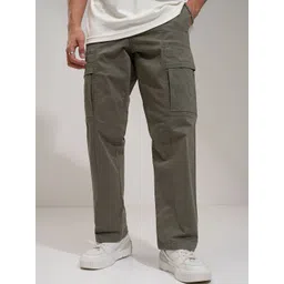 HIGHLANDER Men Comfort Straight Fit Cargos Trousers-picture-16