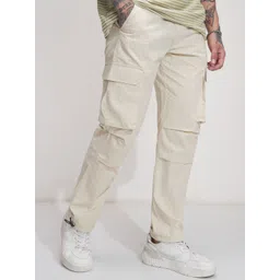 HIGHLANDER Men Comfort Straight Fit Cargos Trousers image 5