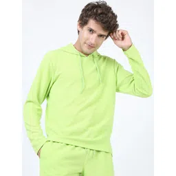 HIGHLANDER Men Green Regular Fit Structured Hooded T-shirt-image-30